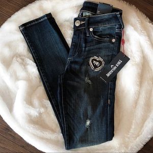 NWT-True Religion Jeans